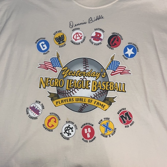 Vintage Negro league baseball Hall of Fame T-shirt signed by Dennis biddle - Picture 2 of 7